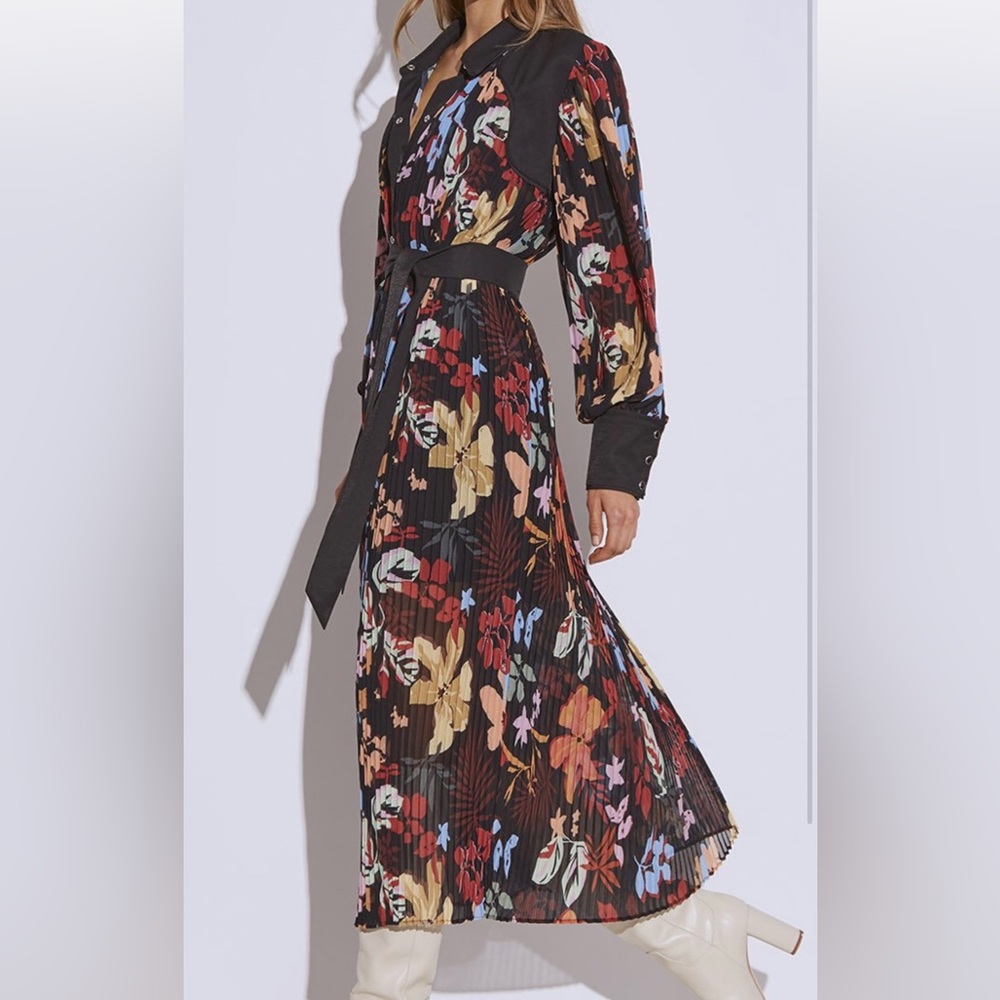 C/MEO Dress (S)